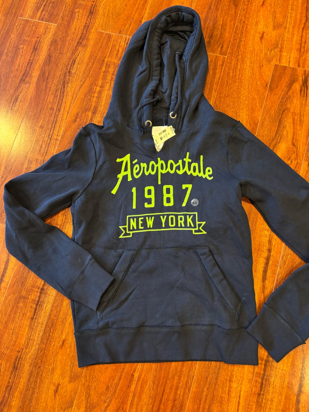 Aeropostale Navy Hoodie with Lime Green Graphic